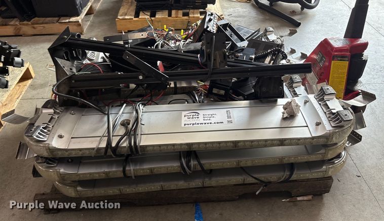 image for item DO1229 Emergency equipment