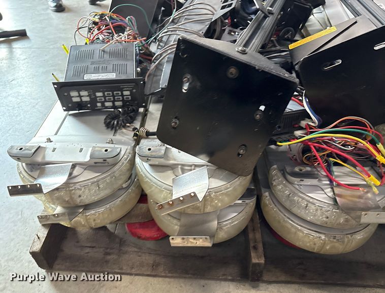 image for item DO1229 Emergency equipment