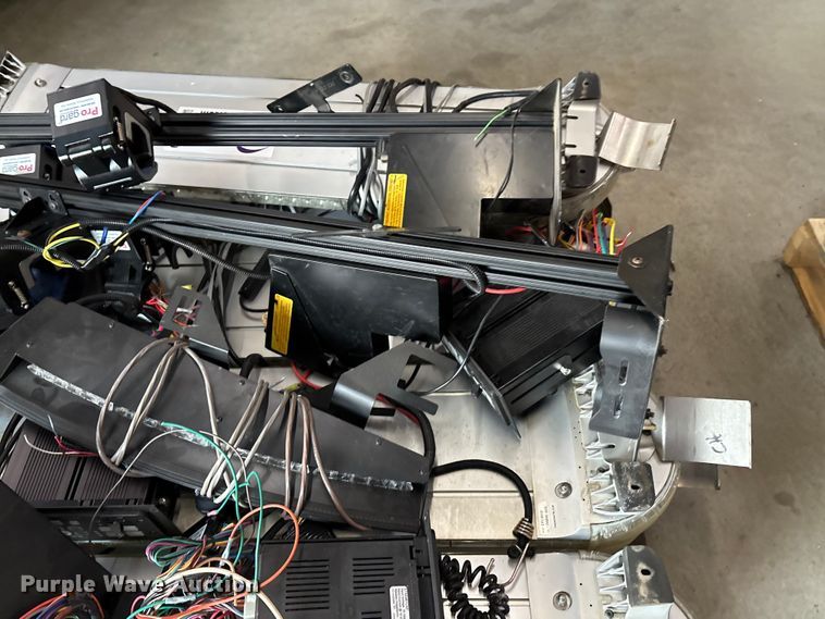 image for item DO1229 Emergency equipment