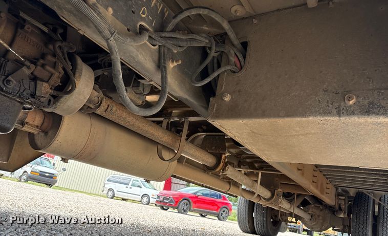 image for item DO1273 2005 Blue Bird Vision school bus