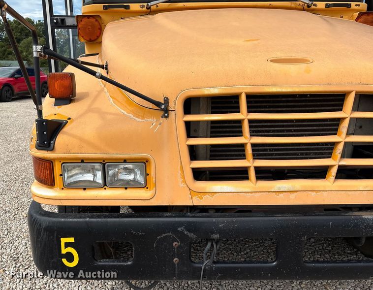 image for item DO1273 2005 Blue Bird Vision school bus
