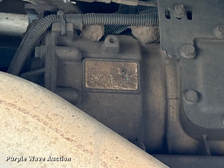 image for item DO1273 2005 Blue Bird Vision school bus