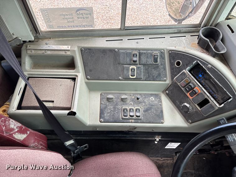 image for item DO1273 2005 Blue Bird Vision school bus