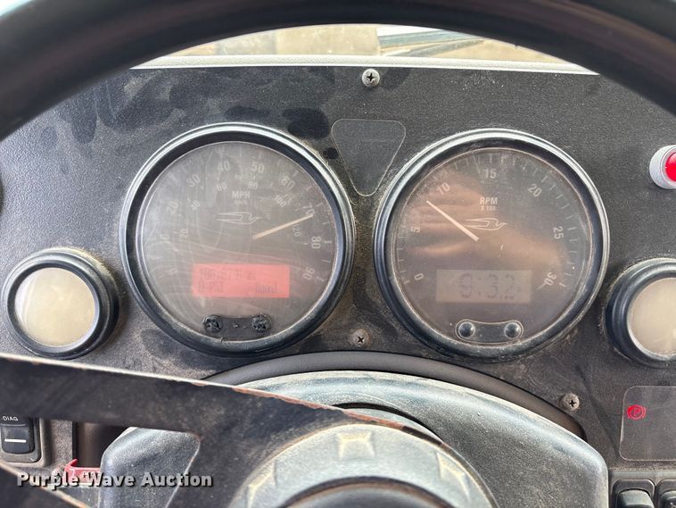 image for item DO1273 2005 Blue Bird Vision school bus