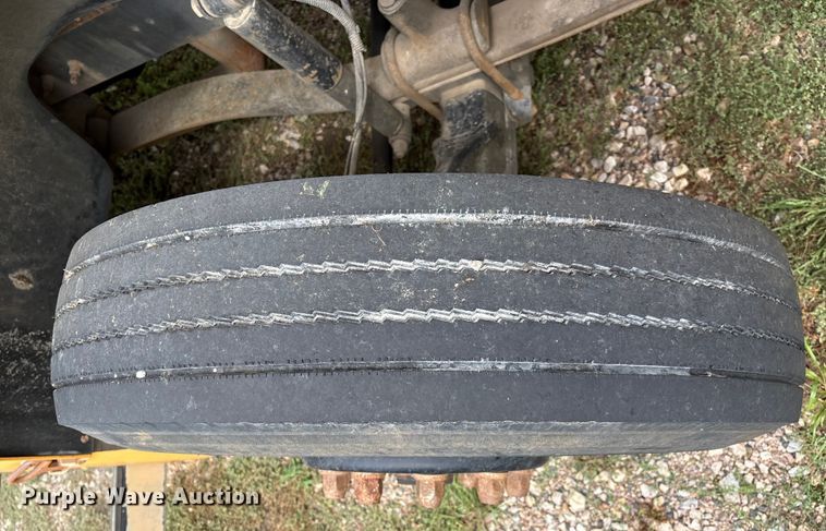 image for item DO1273 2005 Blue Bird Vision school bus