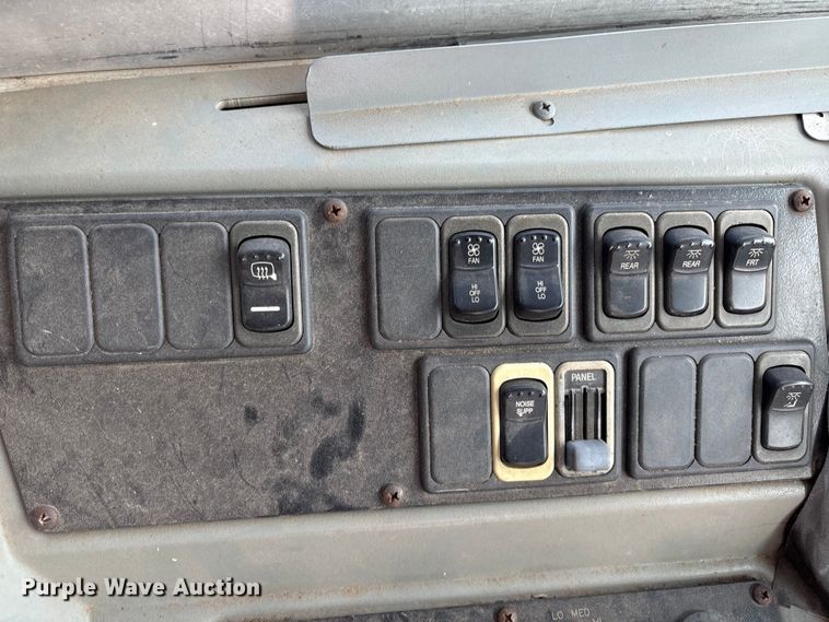 image for item DO1274 2007 Blue Bird Vision school bus