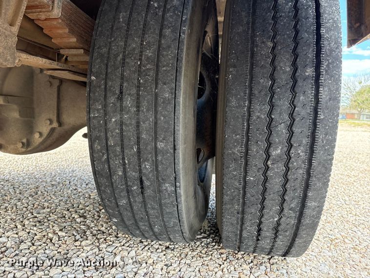 image for item DO1274 2007 Blue Bird Vision school bus