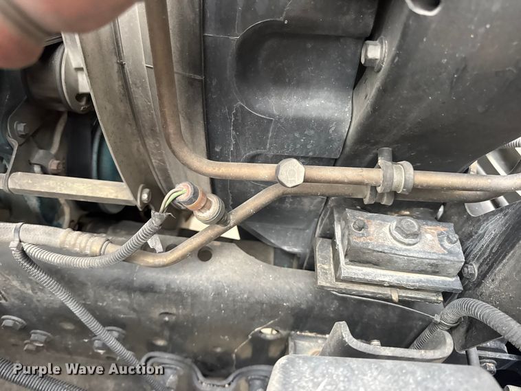 image for item DO2269 2006 International 4300 bucket truck