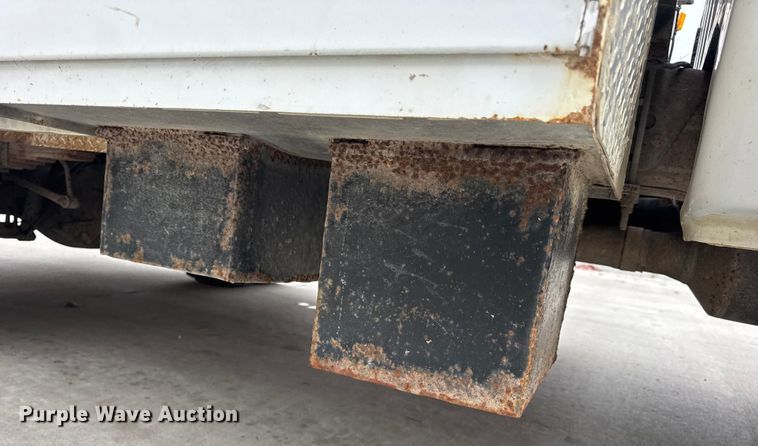 image for item DO2270 2004 Ford F550 XL Super Duty utility / service truck