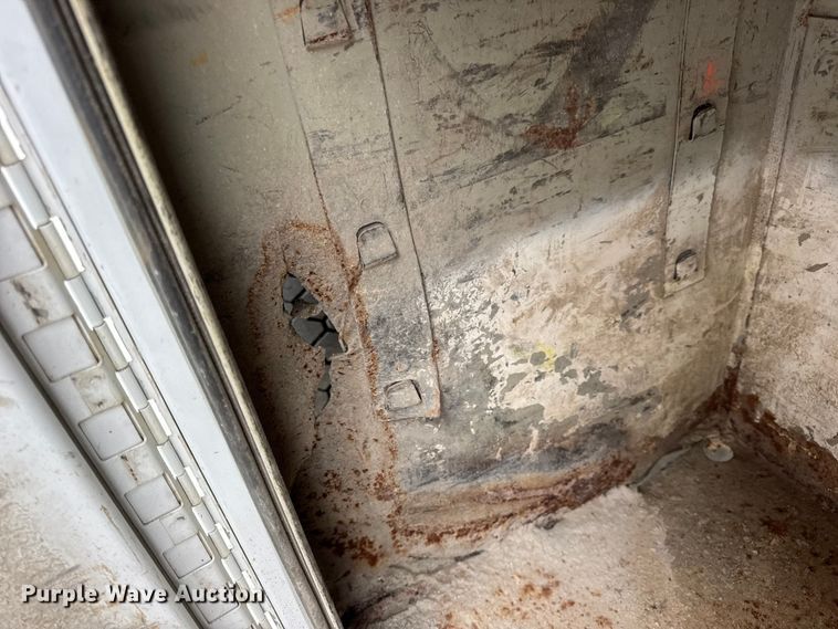 image for item DO2270 2004 Ford F550 XL Super Duty utility / service truck