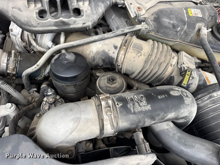 image for item DO2270 2004 Ford F550 XL Super Duty utility / service truck