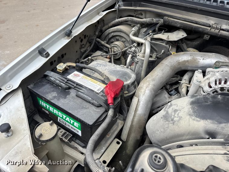 image for item DO2270 2004 Ford F550 XL Super Duty utility / service truck