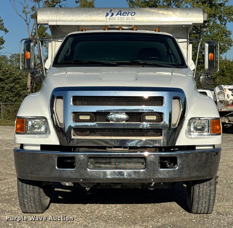 image for item DO2282 2007 Ford F-650 XL dump truck