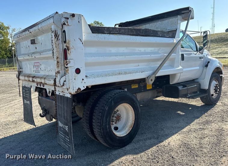 image for item DO2282 2007 Ford F-650 XL dump truck