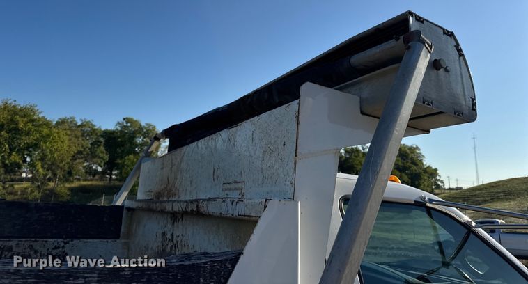 image for item DO2282 2007 Ford F-650 XL dump truck