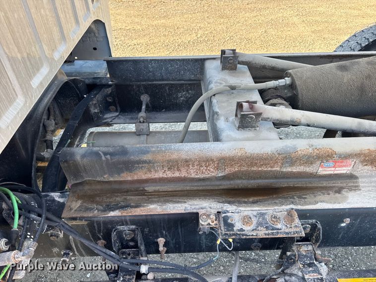 image for item DO2282 2007 Ford F-650 XL dump truck