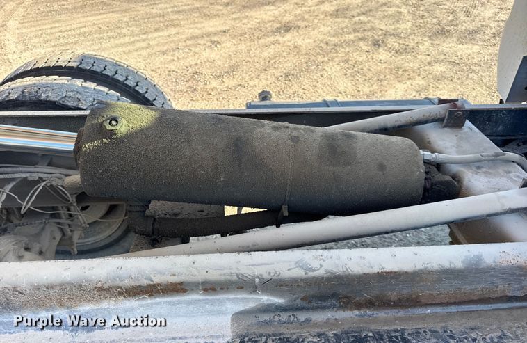 image for item DO2282 2007 Ford F-650 XL dump truck