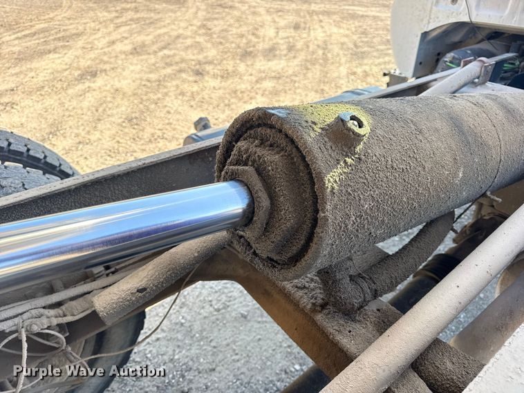 image for item DO2282 2007 Ford F-650 XL dump truck