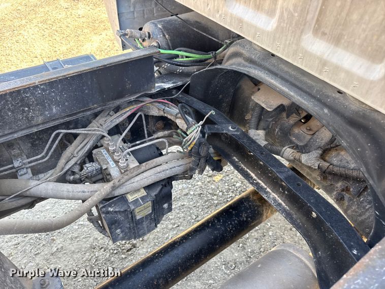 image for item DO2282 2007 Ford F-650 XL dump truck