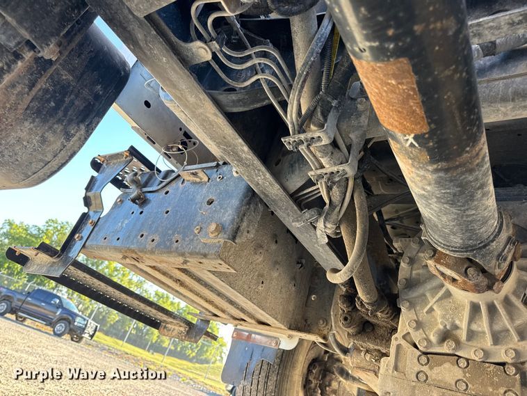 image for item DO2282 2007 Ford F-650 XL dump truck