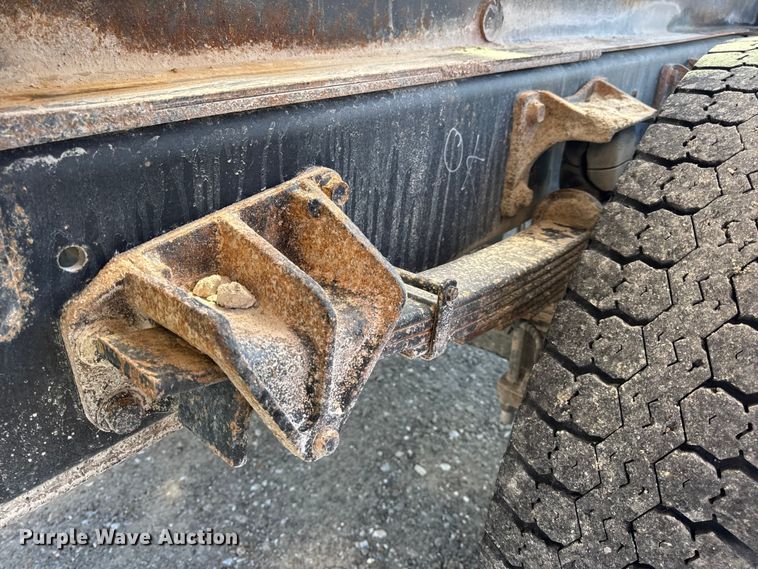 image for item DO2282 2007 Ford F-650 XL dump truck