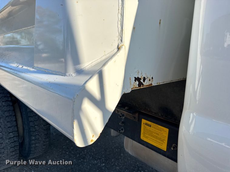 image for item DO2282 2007 Ford F-650 XL dump truck