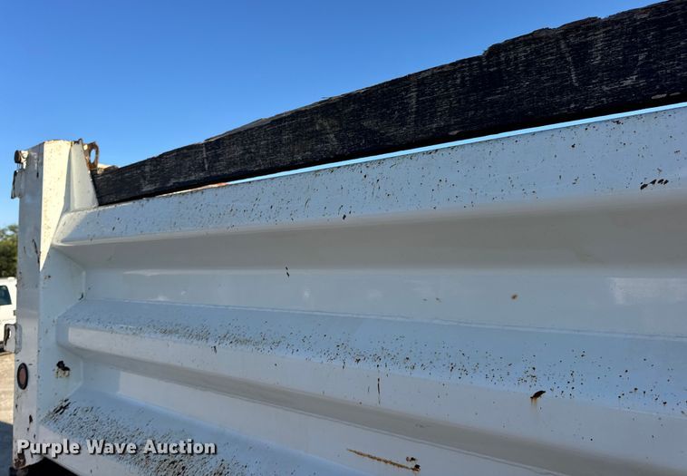 image for item DO2282 2007 Ford F-650 XL dump truck