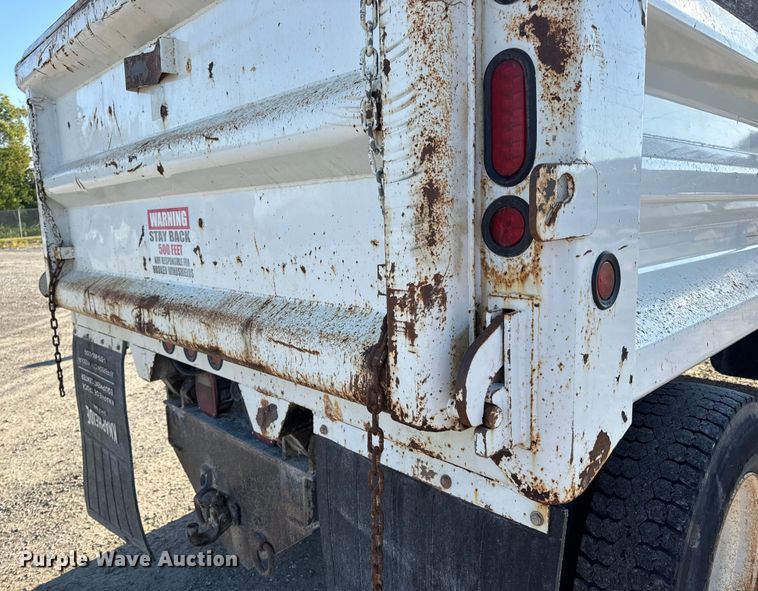 image for item DO2282 2007 Ford F-650 XL dump truck