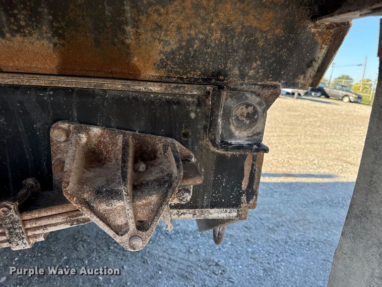 image for item DO2282 2007 Ford F-650 XL dump truck