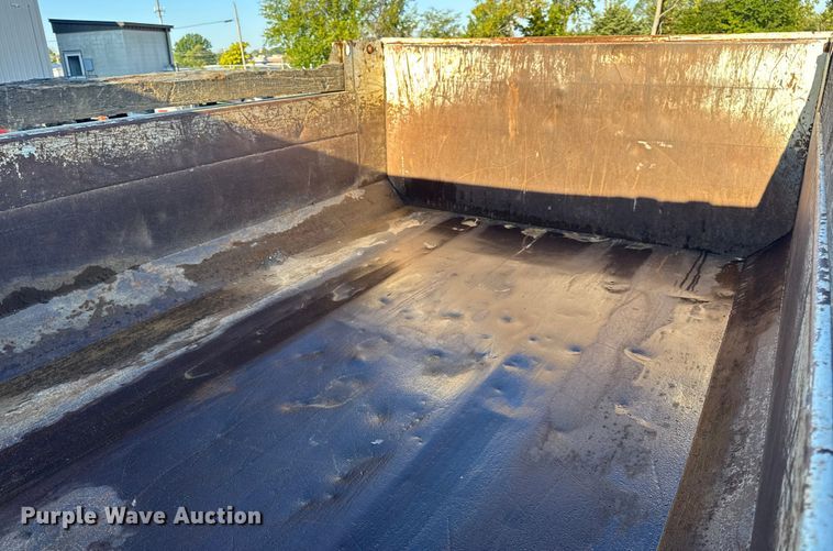 image for item DO2282 2007 Ford F-650 XL dump truck