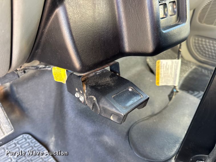 image for item DO2282 2007 Ford F-650 XL dump truck