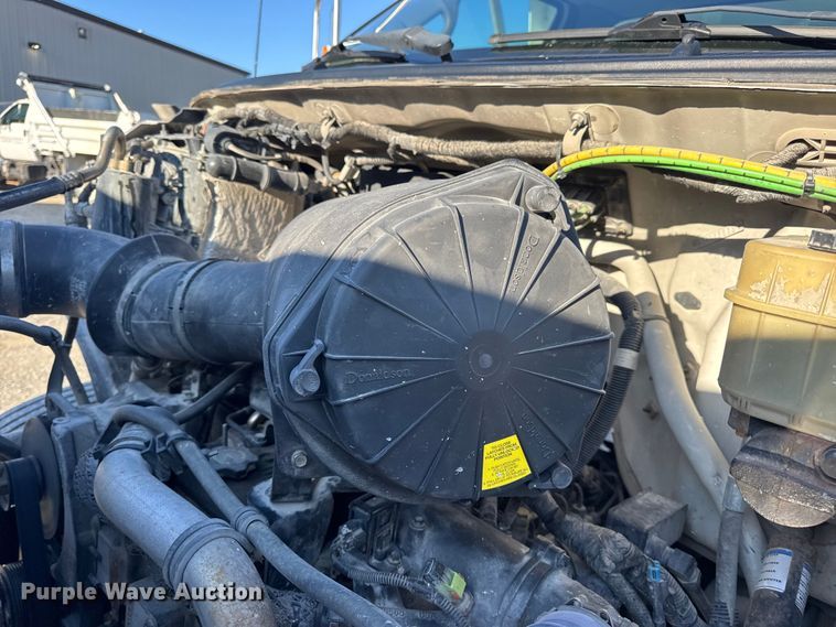 image for item DO2282 2007 Ford F-650 XL dump truck