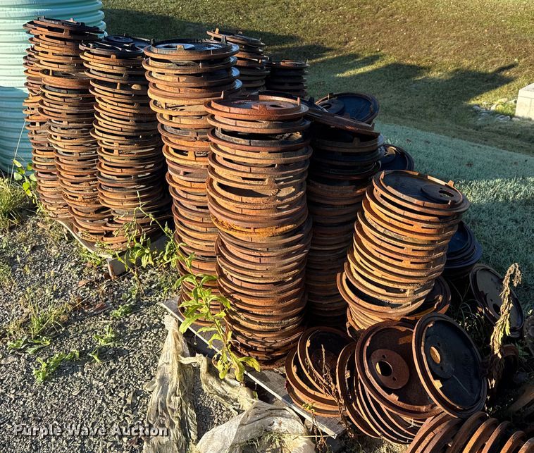 image for item DO2285 Water meter covers