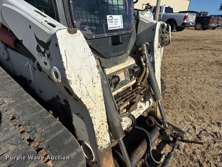 image for item DO2288 2011 Bobcat T750 tracked skid steer loader