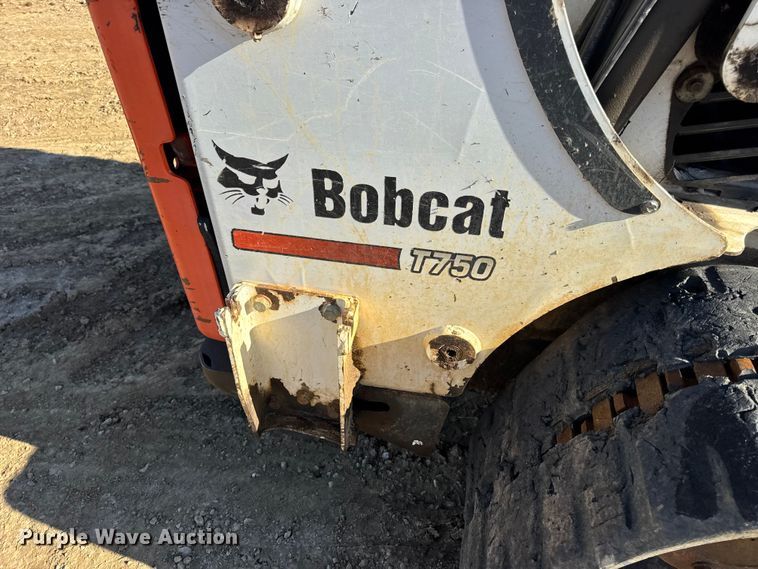image for item DO2288 2011 Bobcat T750 tracked skid steer loader