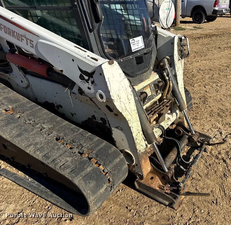 image for item DO2288 2011 Bobcat T750 tracked skid steer loader
