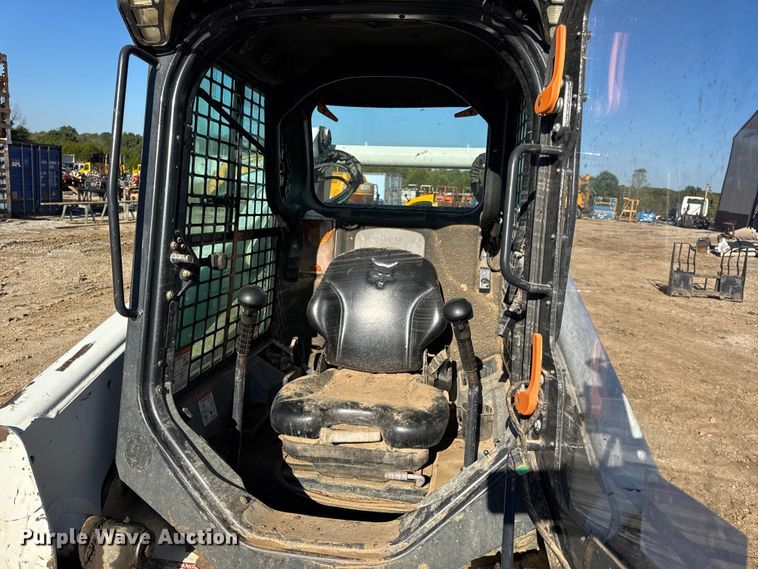 image for item DO2288 2011 Bobcat T750 tracked skid steer loader