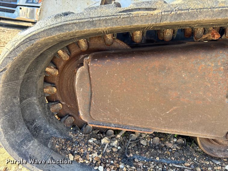 image for item DO2288 2011 Bobcat T750 tracked skid steer loader
