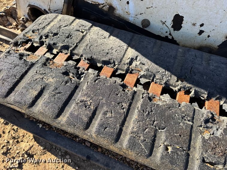 image for item DO2288 2011 Bobcat T750 tracked skid steer loader