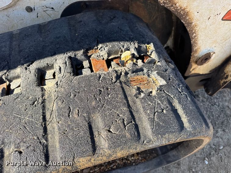 image for item DO2288 2011 Bobcat T750 tracked skid steer loader