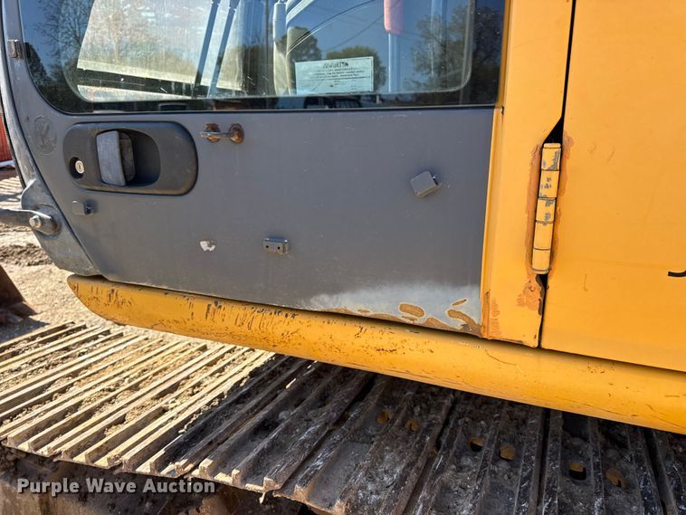 image for item DO2289 2006 John Deere 160C LC excavator