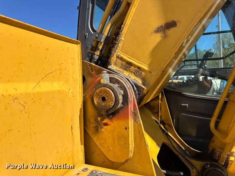 image for item DO2289 2006 John Deere 160C LC excavator