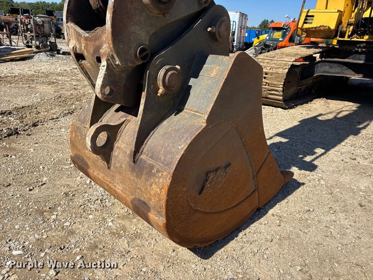 image for item DO2289 2006 John Deere 160C LC excavator