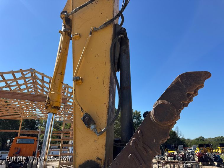 image for item DO2289 2006 John Deere 160C LC excavator