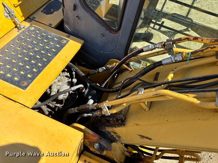 image for item DO2289 2006 John Deere 160C LC excavator