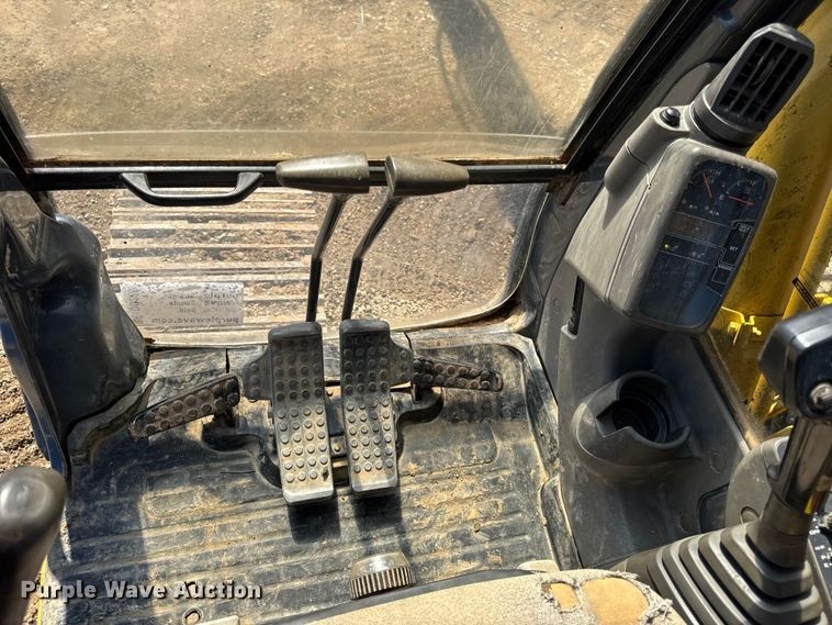 image for item DO2289 2006 John Deere 160C LC excavator