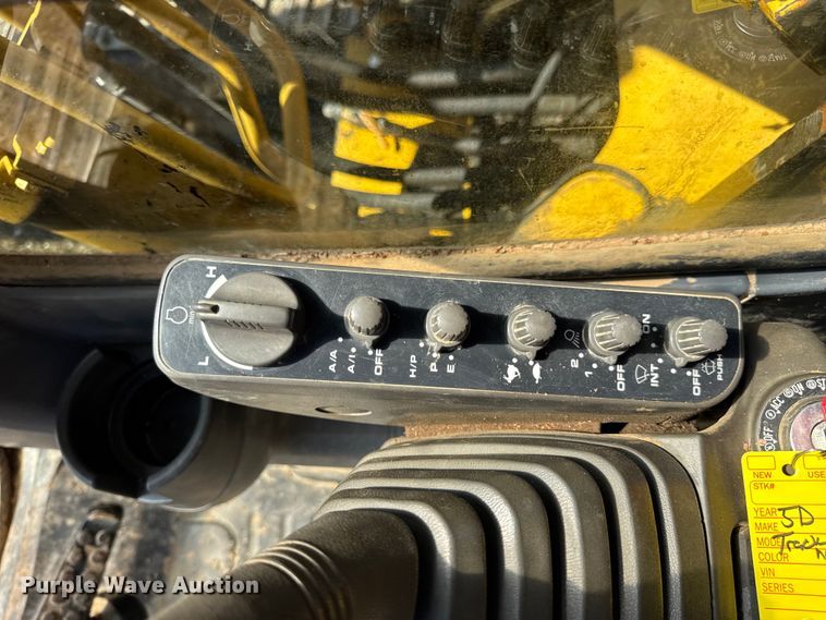 image for item DO2289 2006 John Deere 160C LC excavator