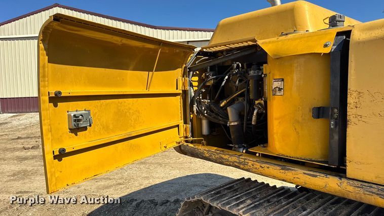 image for item DO2289 2006 John Deere 160C LC excavator