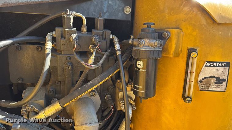 image for item DO2289 2006 John Deere 160C LC excavator