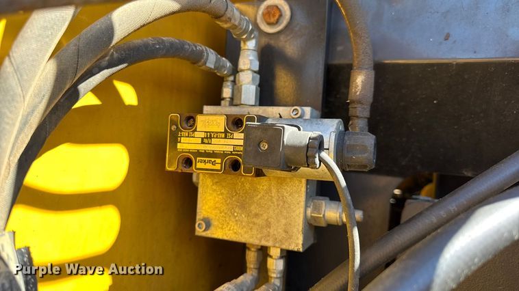 image for item DO2289 2006 John Deere 160C LC excavator